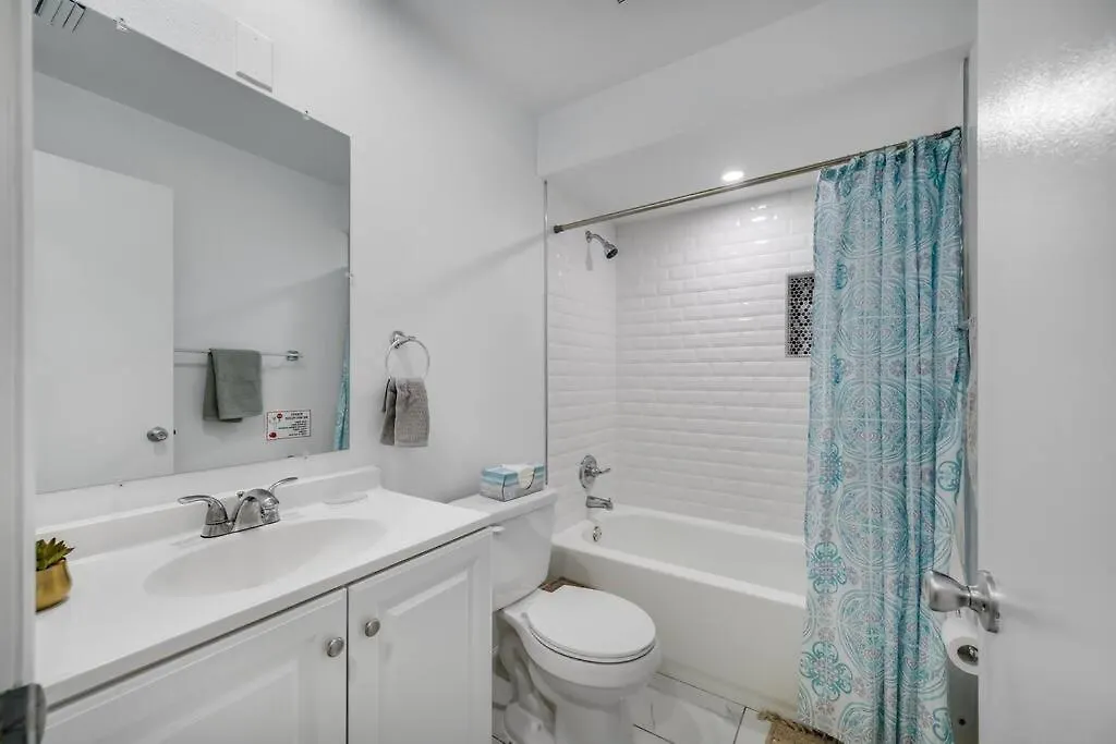 Cozy Family Home In Tampa With Private & Heated Pool, Pool Table And Kids Play Area 0*,  United States