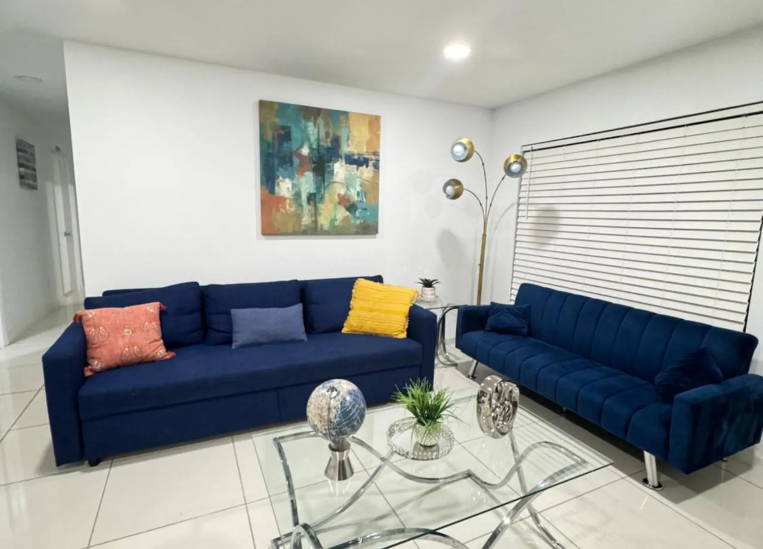 Cozy Family Home In Tampa With Private & Heated Pool, Pool Table And Kids Play Area Holiday home